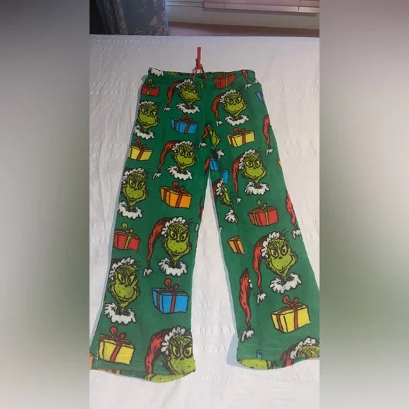 Grinch pajamas bottoms 2025